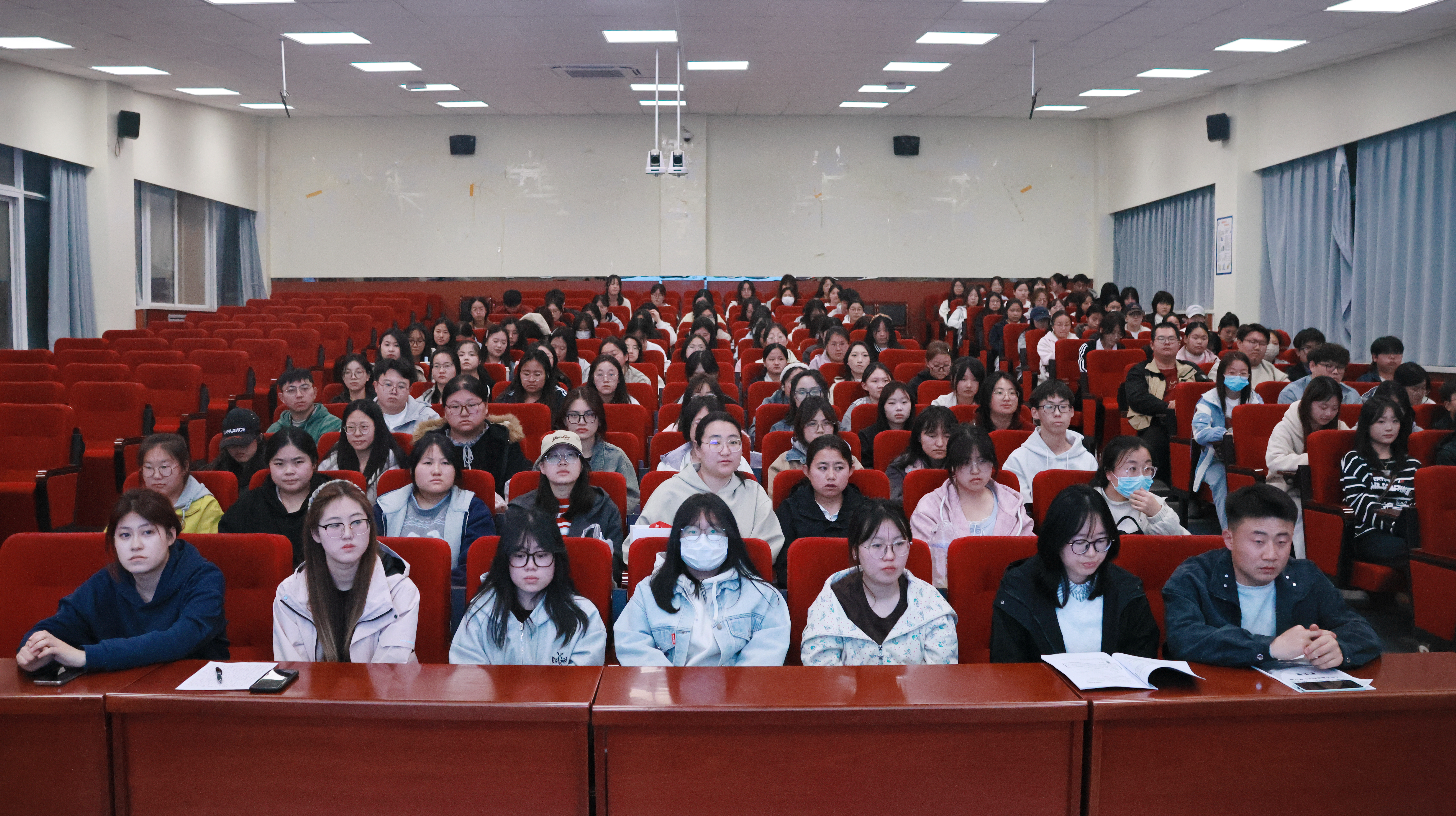 图2.JPG