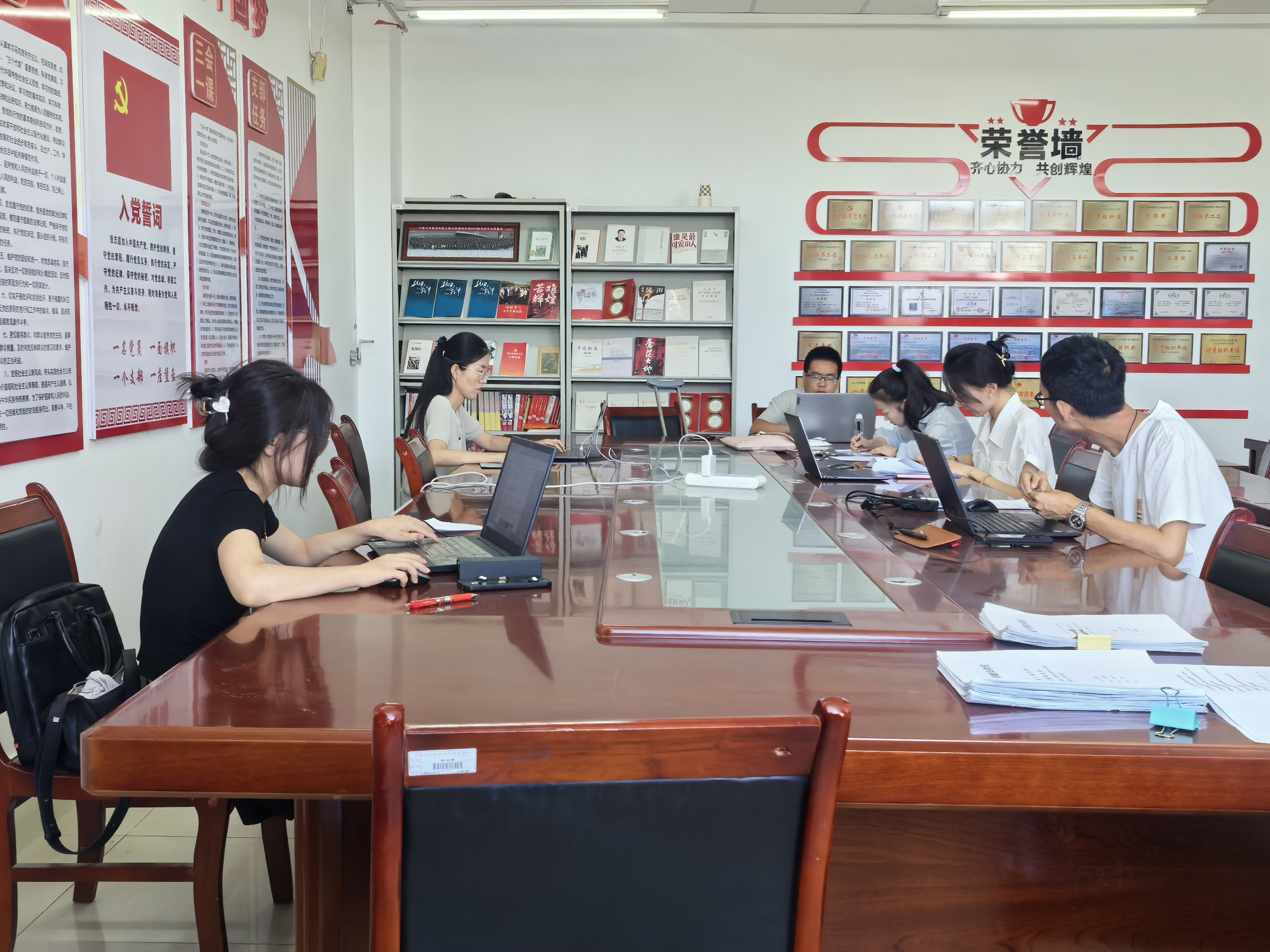 图片4.png 图片4.png