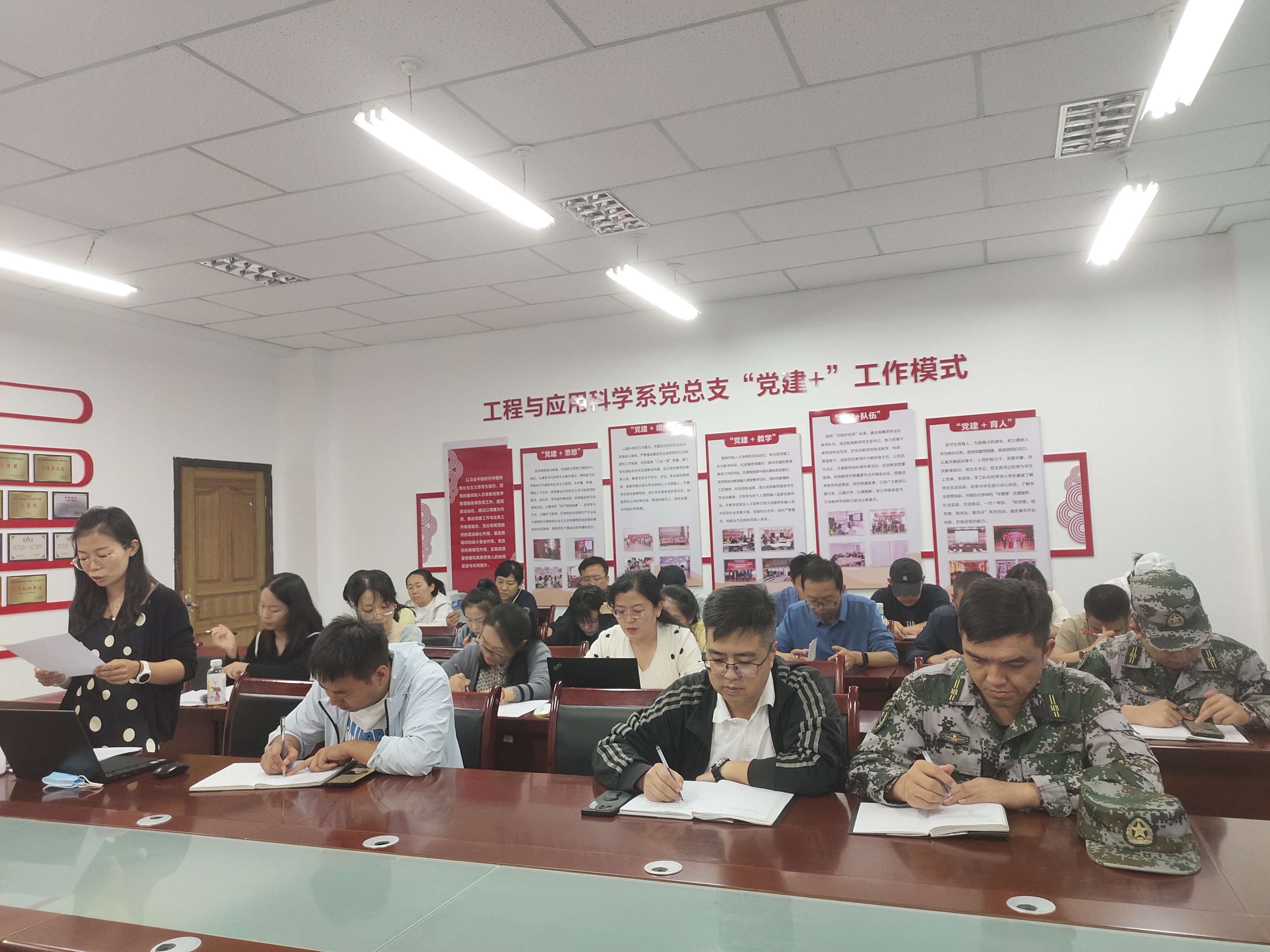 图片一.jpg