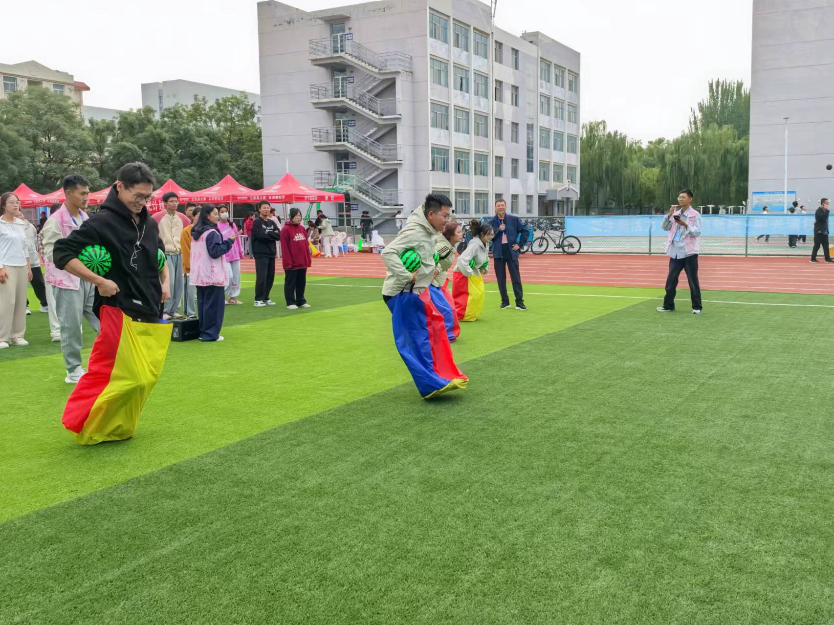 活动照3.jpg