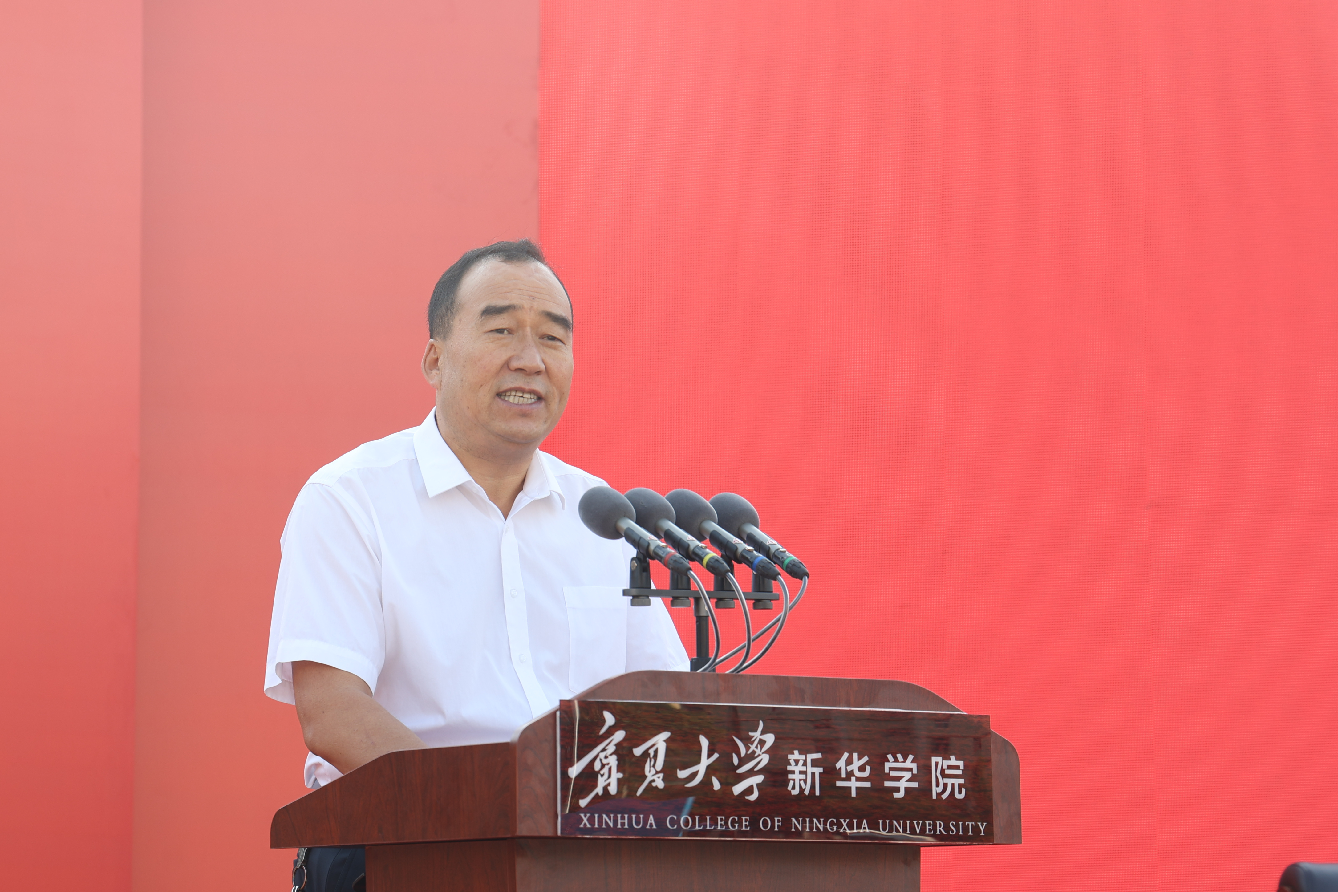 6T5A1302_副本.jpg 6T5A1302_副本.jpg