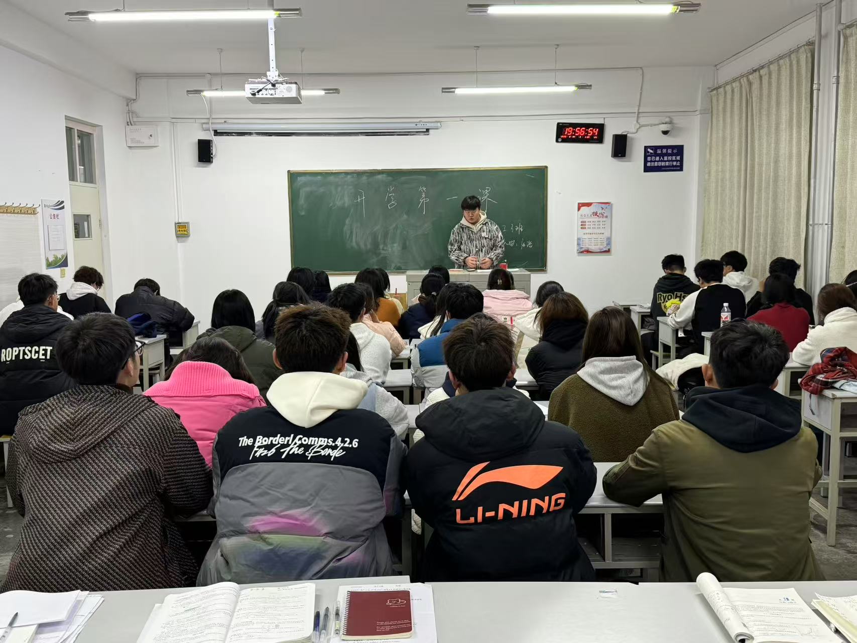 图片四.jpg