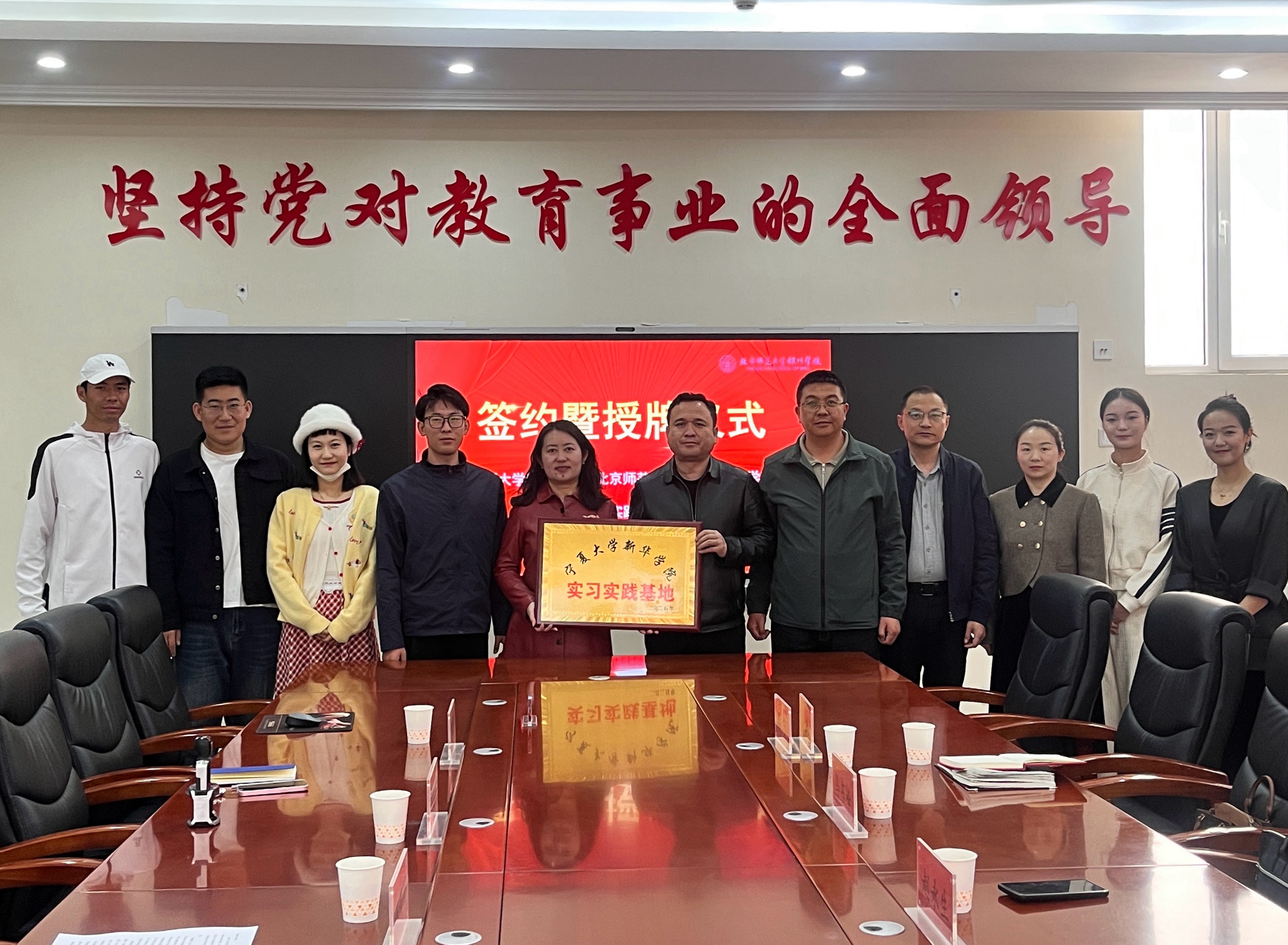 图四_副本.jpg