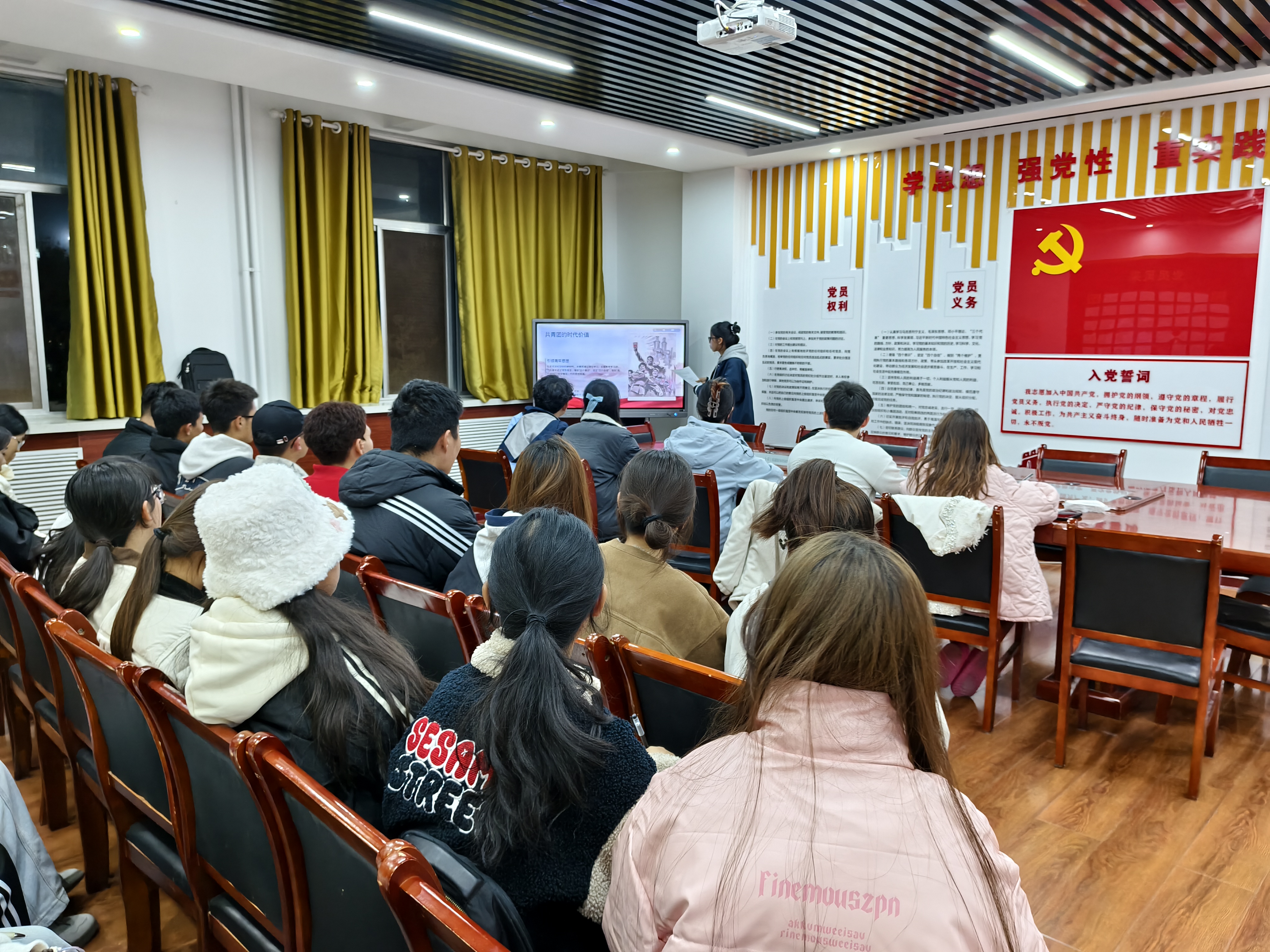 图1.jpg