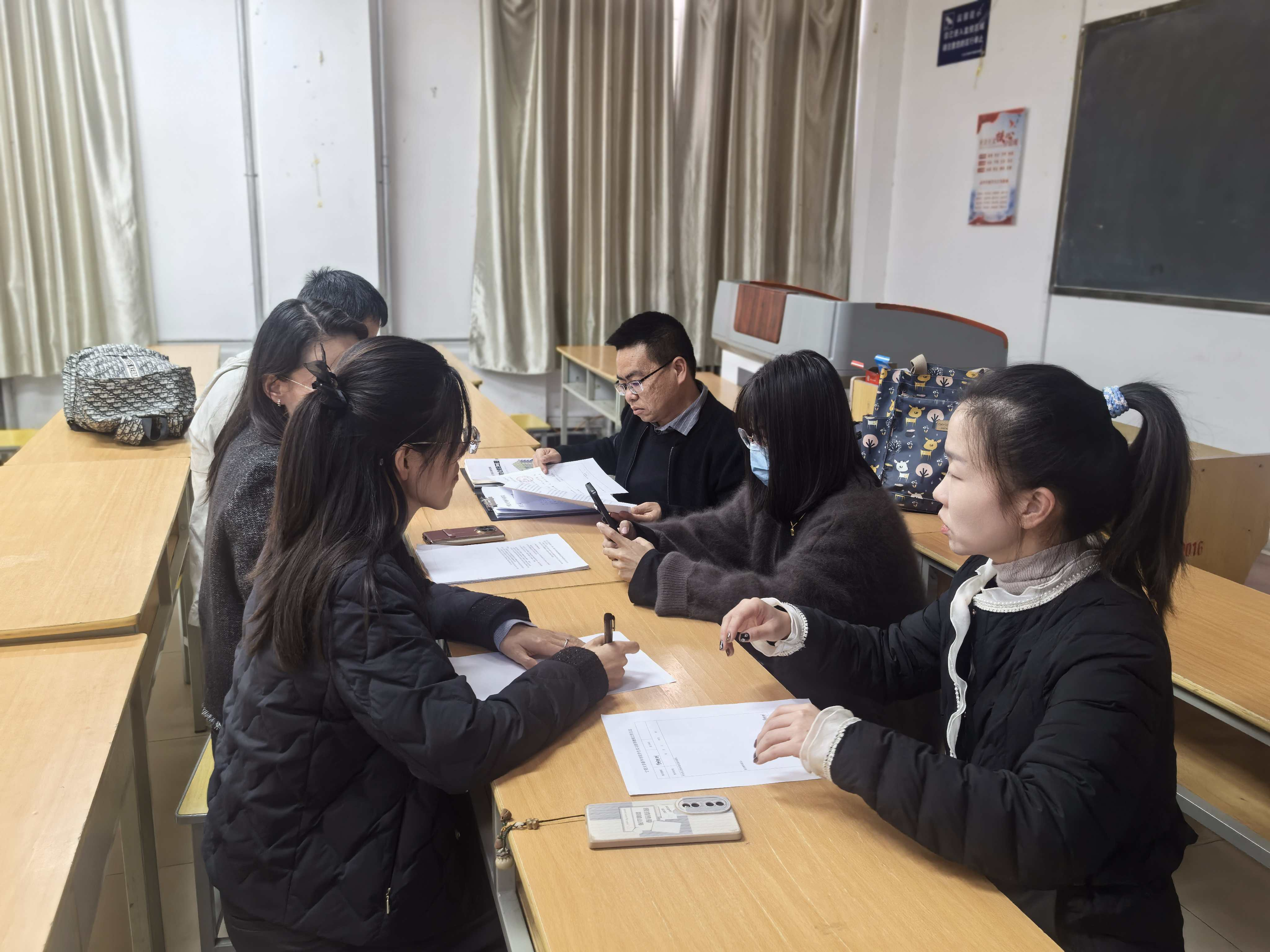 图片2.png 图片2.png