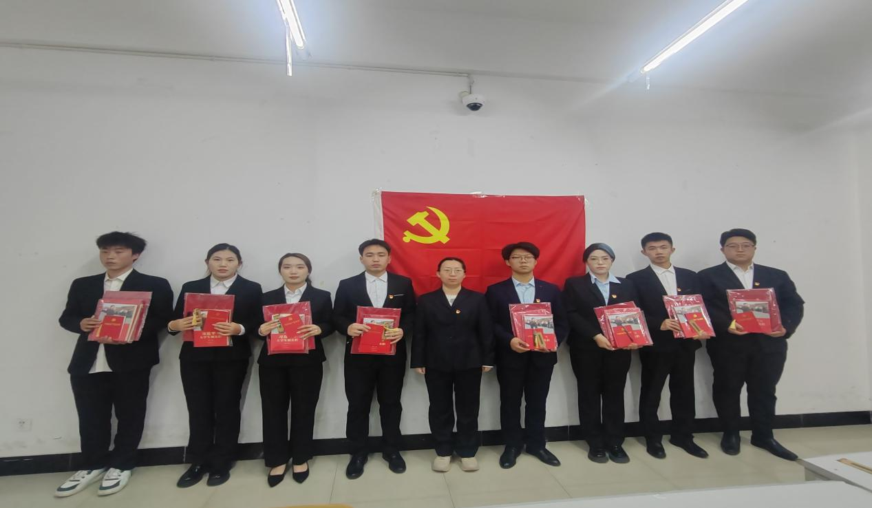图片三.png