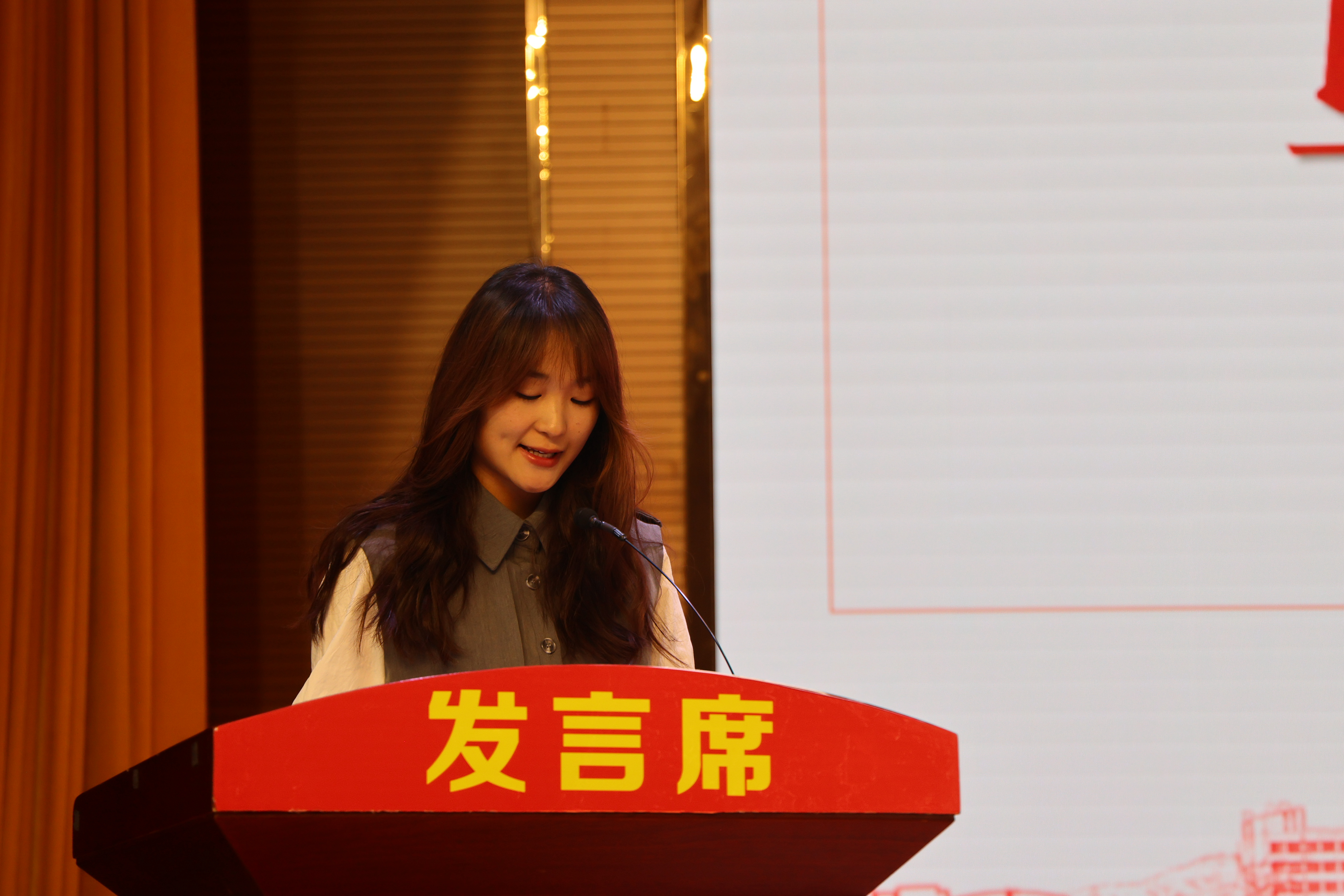 864A9075_副本.jpg