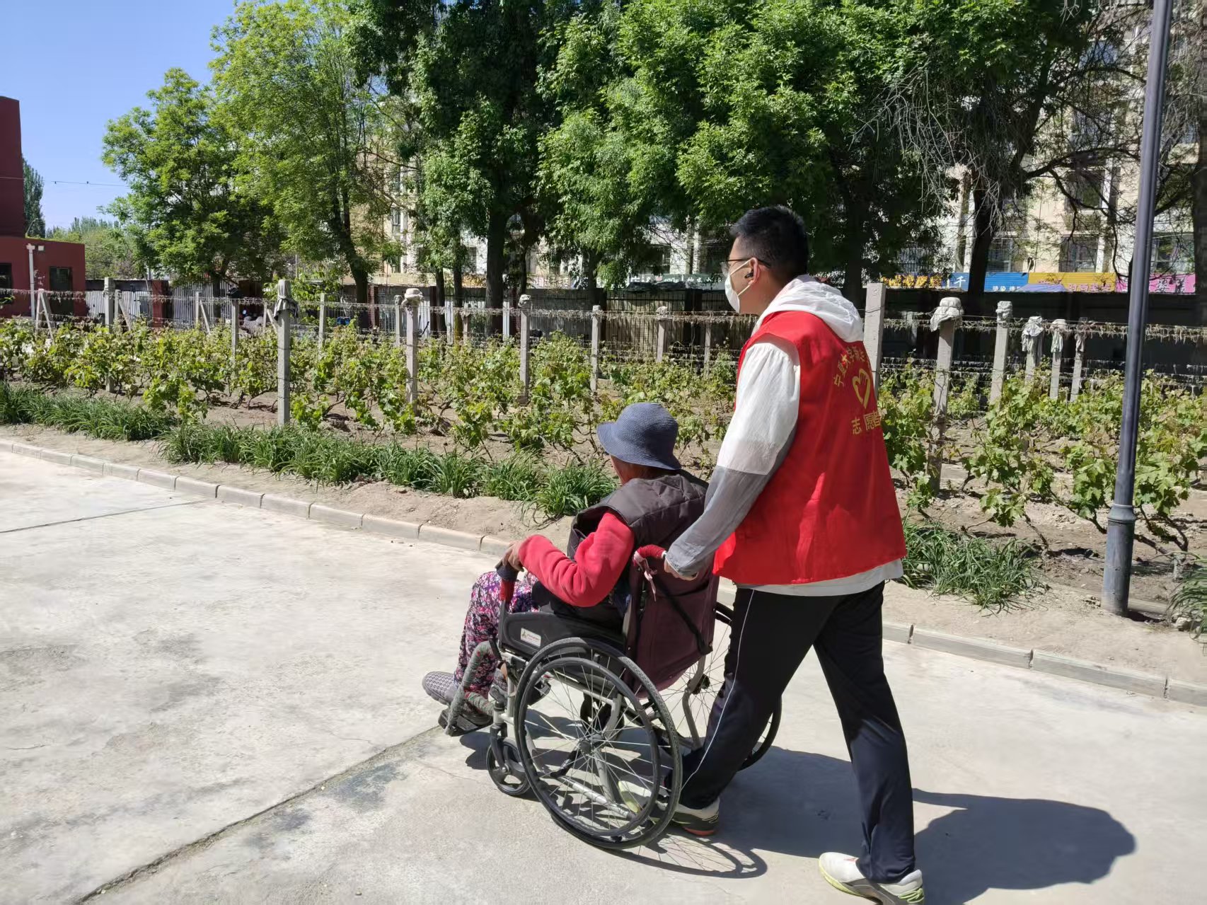 图4.jpg