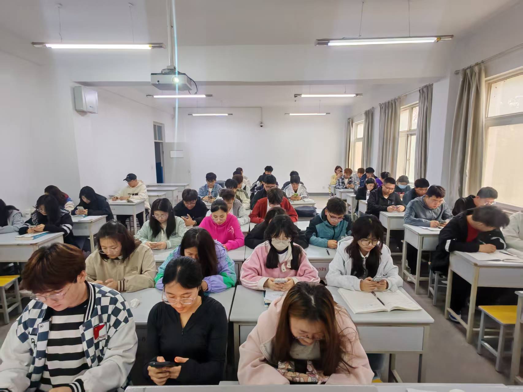 图片三.jpg