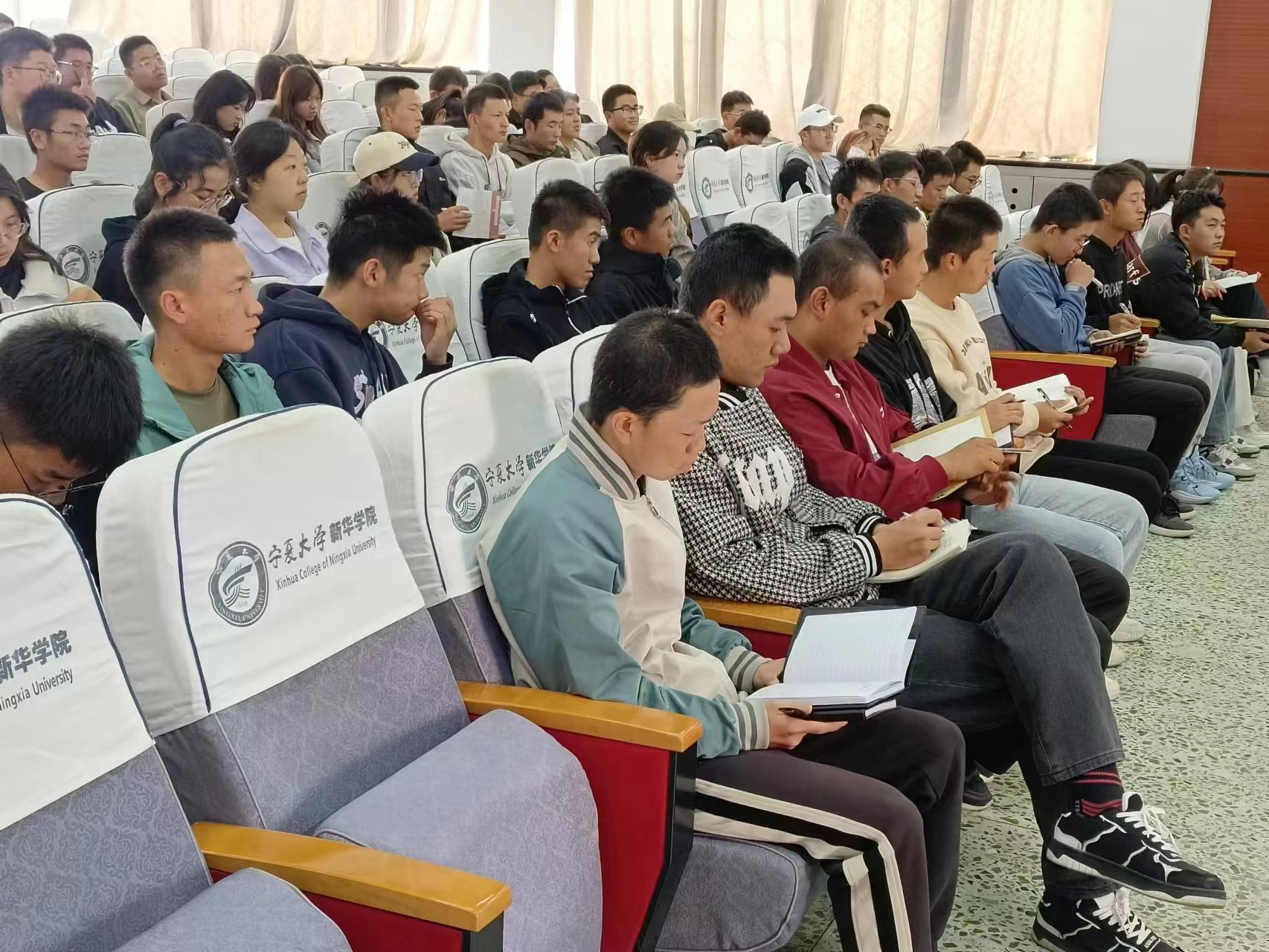 图片二.jpg