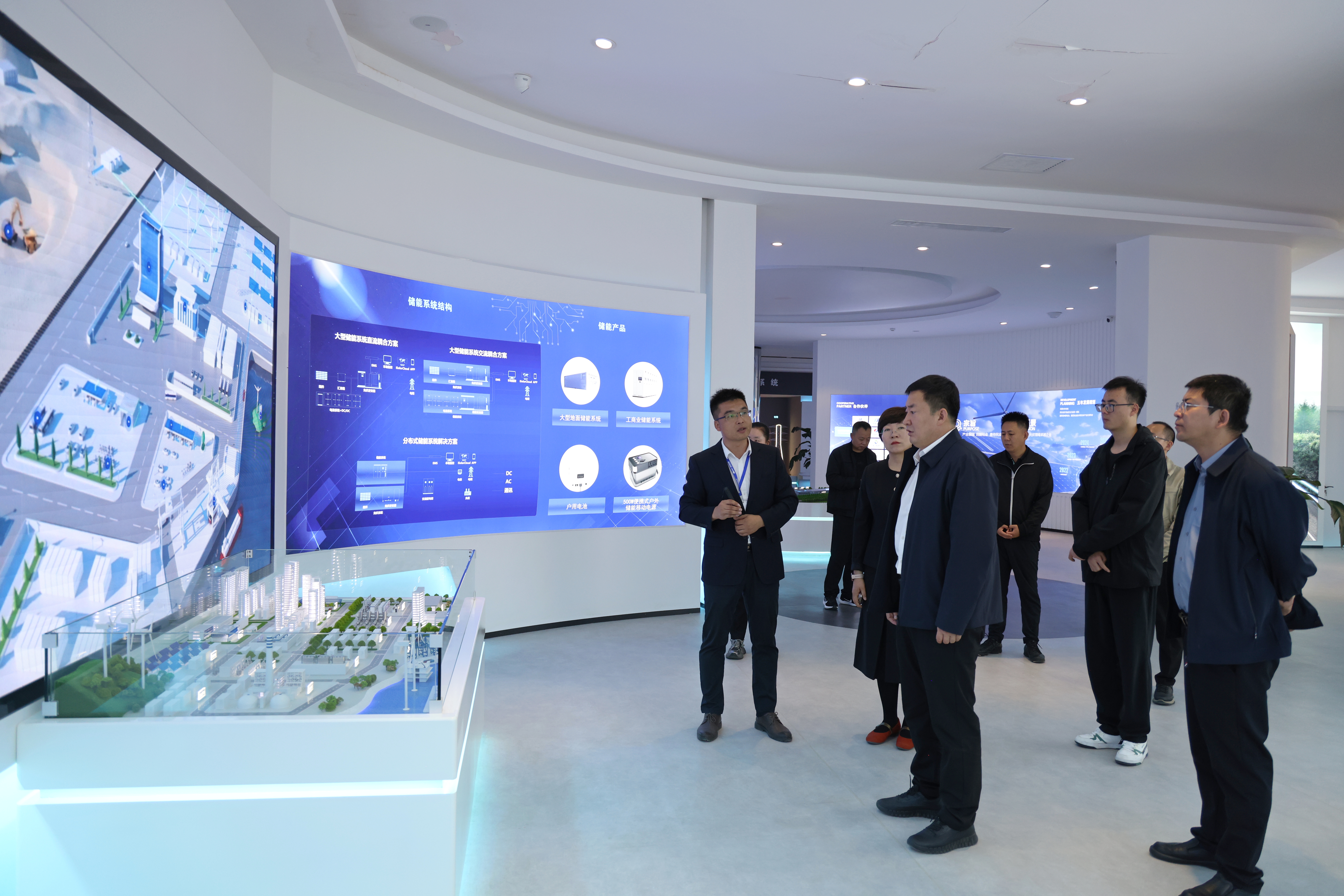 微信图片_20250925133201_146_102.jpg 微信图片_20250925133201_146_102.jpg