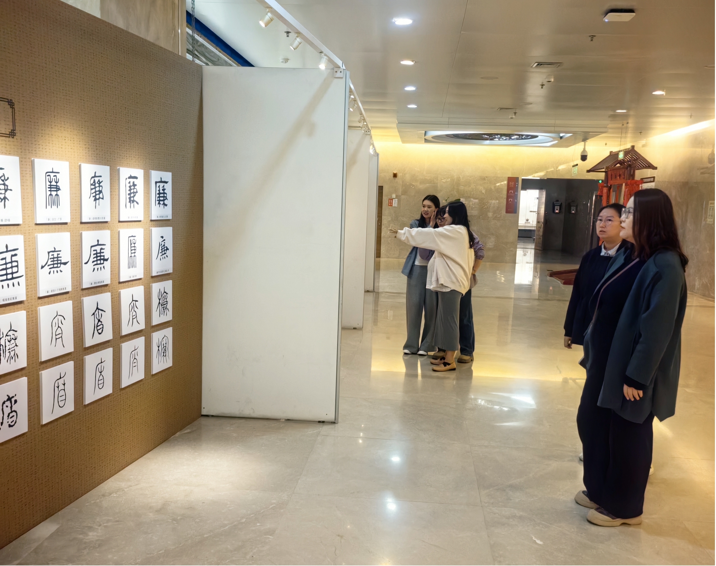清正从教，廉洁育人｜马研部赴宁夏博物馆参观“汉风廉韵”主题展览
