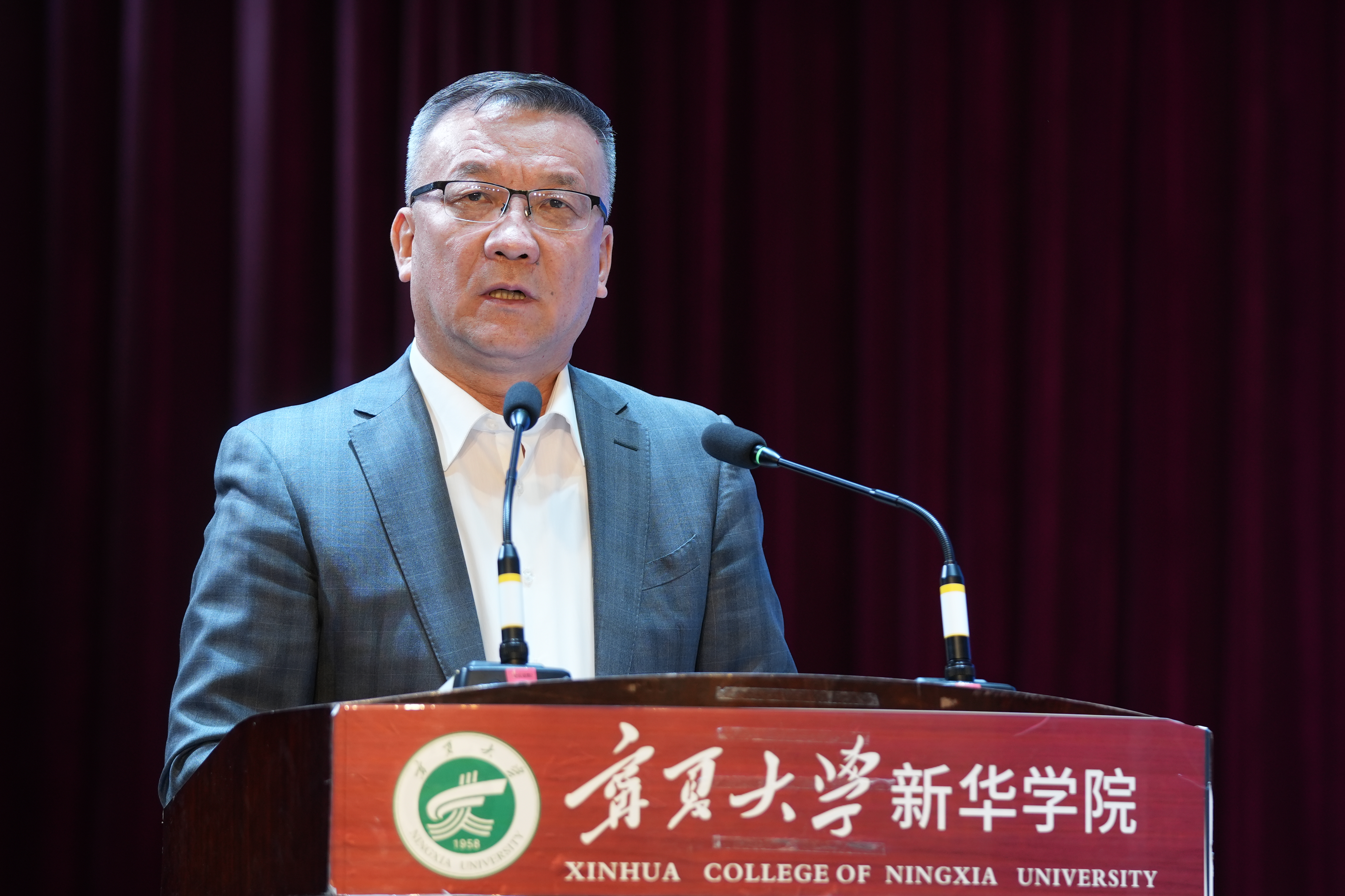 田生宇讲座.jpg